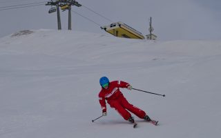Équipez votre famille pour le ski alpin sans vous ruiner